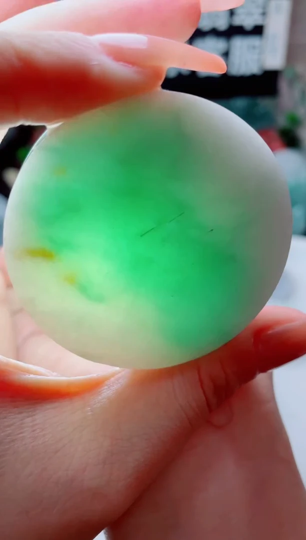 翡翠未镶嵌颈饰4944......