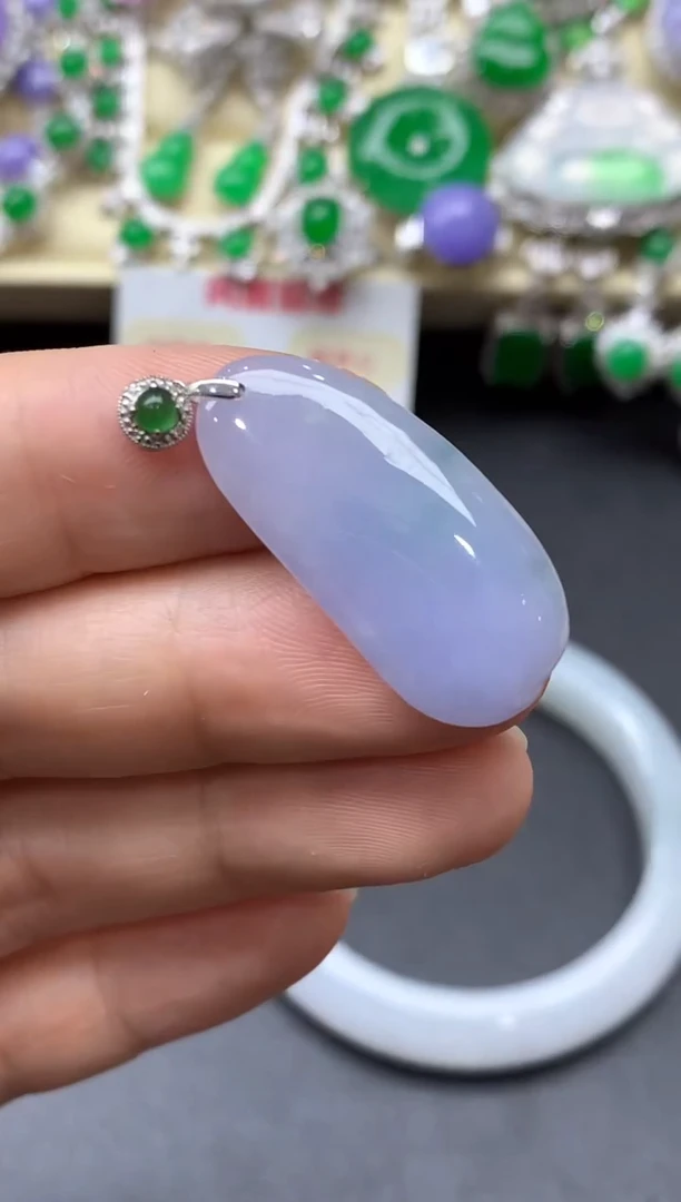 颈饰18K金镶嵌翡翠171-中国好珍宝