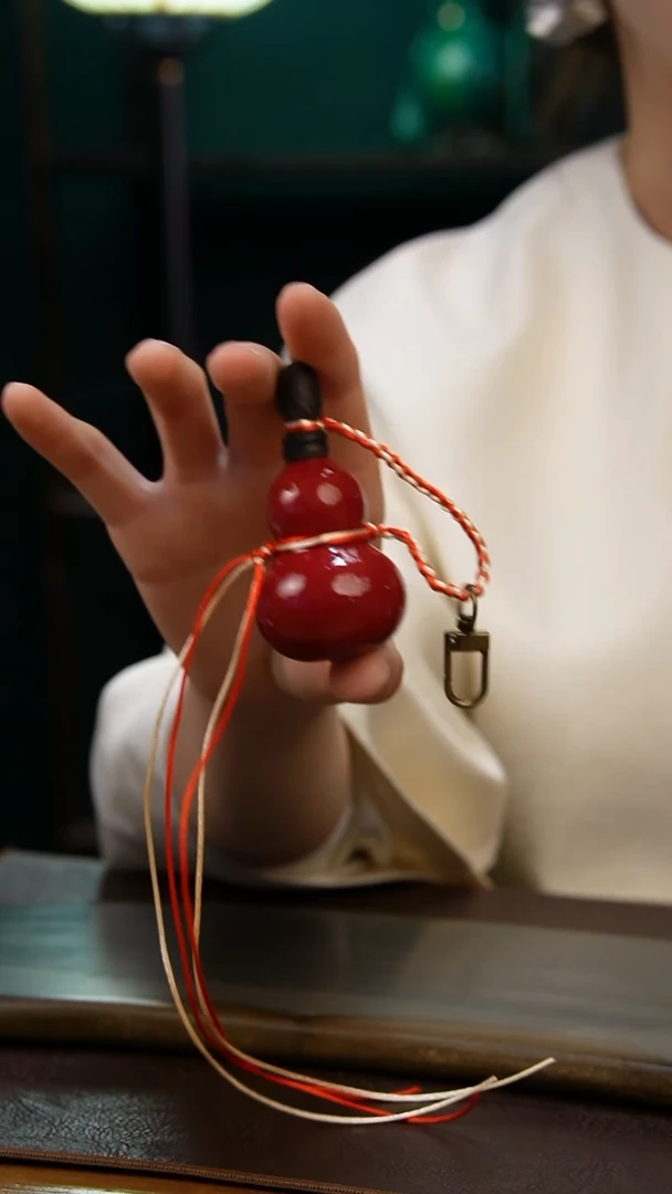 【闪购商品】E066小葫芦挂件（无内胆）一物一拍