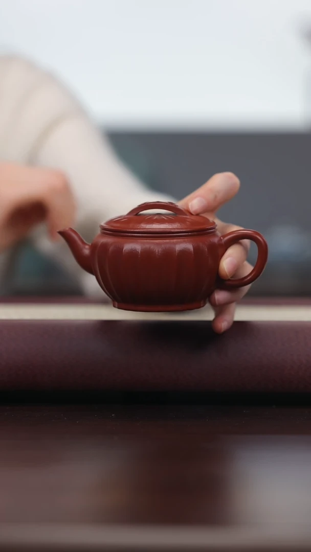 【闪购商品】紫砂茶壶hf大红袍 筋纹如意汉瓦180cc