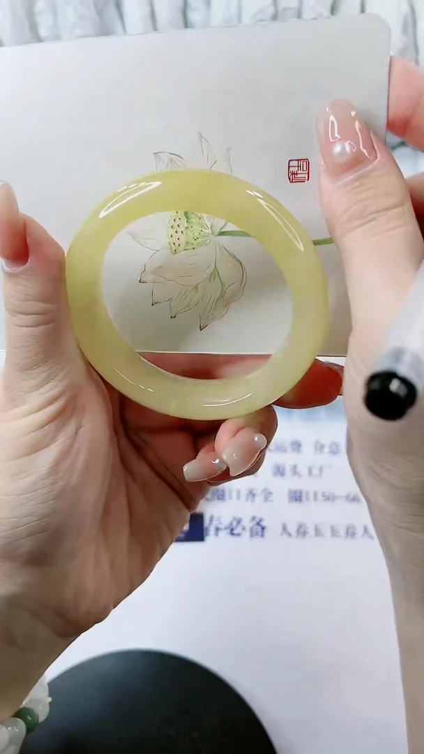 【闪购商品】石英质玉手镯未镶嵌0414275264-