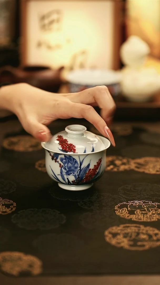 M3002/陶瓷青花釉里红单翠盖碗