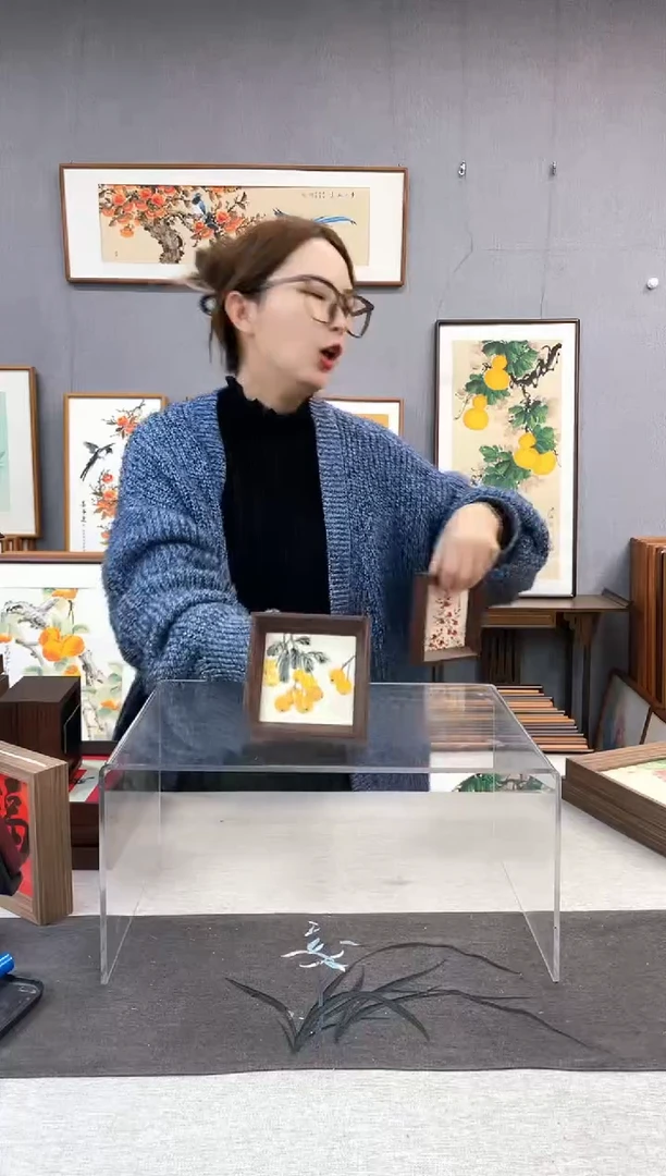 【闪购商品】国画5寸-小摆台作品-枇杷