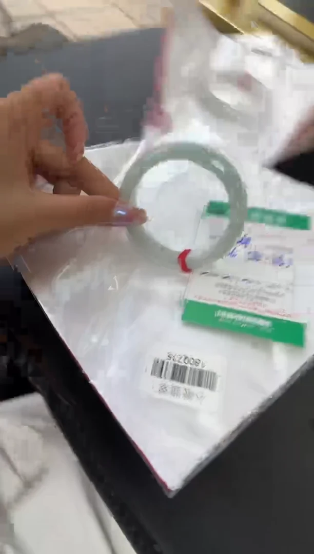 未镶嵌手镯翡翠A货手镯/微瑕