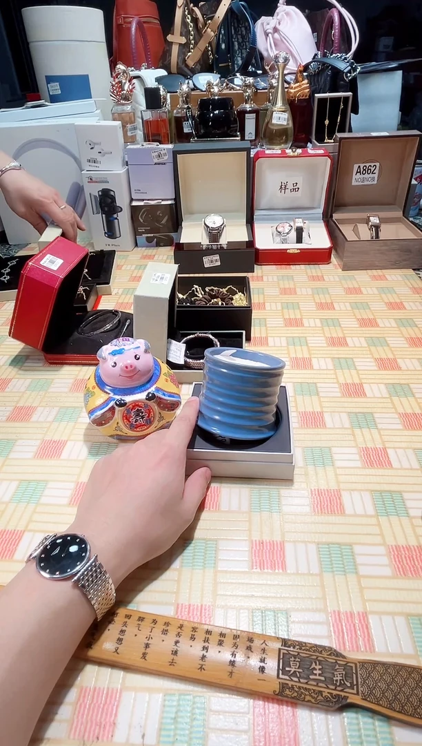 瓷片瓷器 库房到期 全部地板价@@1