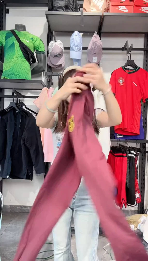 1545   编码 瑕疵款直播间过款为准 尺码 S155