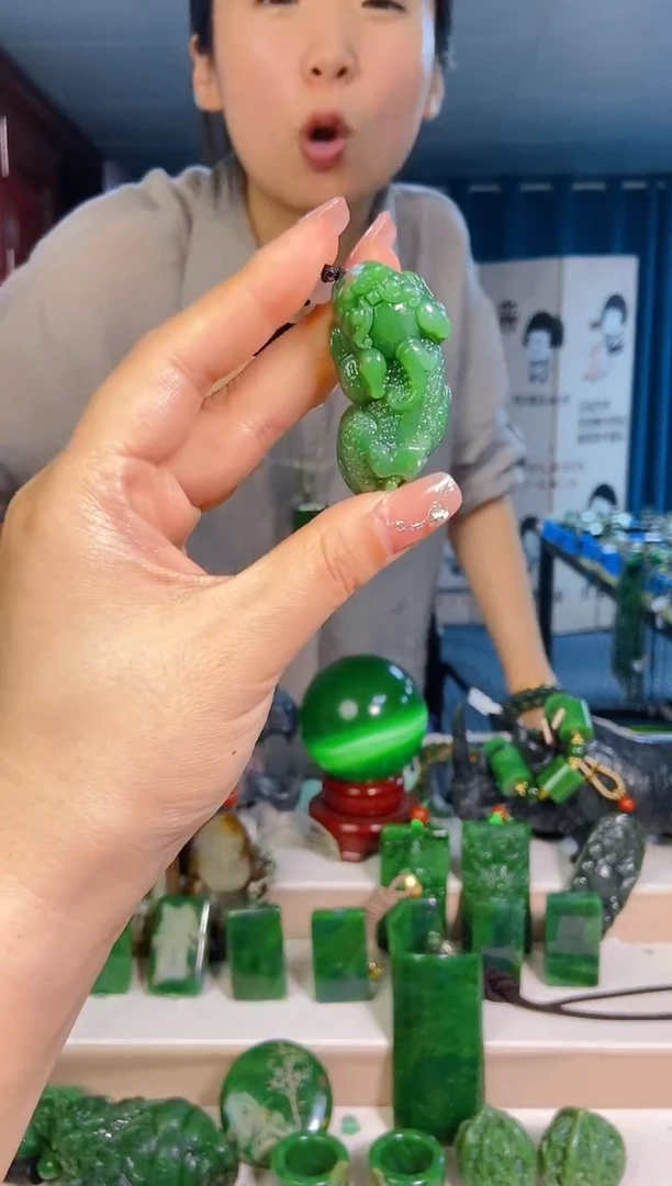 和田玉未镶嵌挂件1