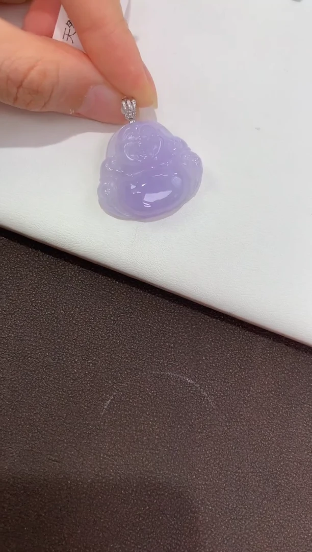 翡翠18K金镶嵌颈饰天然缅甸a货翡翠