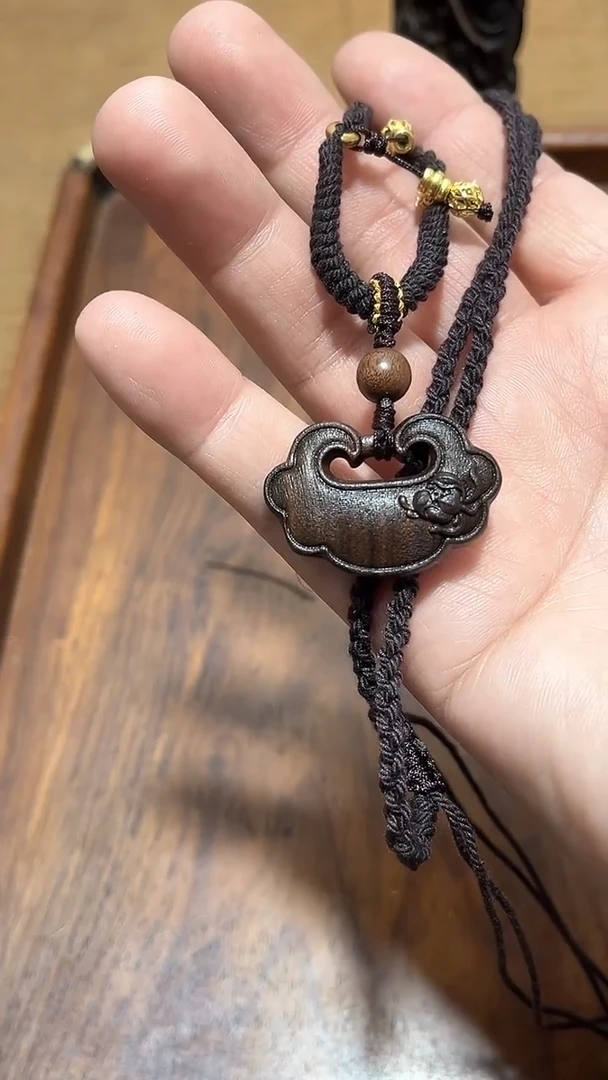 【闪购商品】檀香木精品推荐zqn平安锁