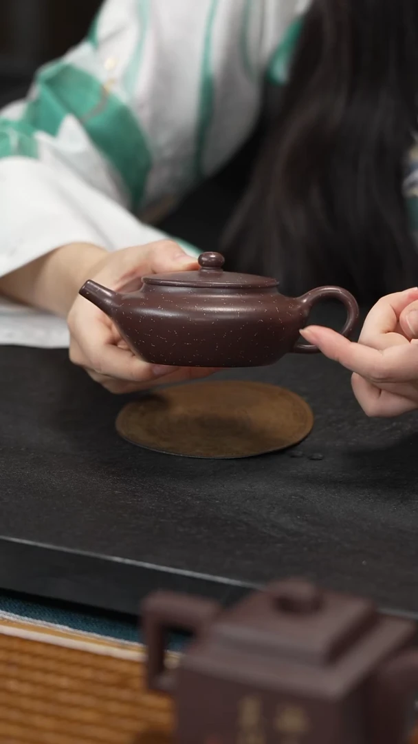 茶壶紫砂紫泥天星扁晨嵇芳老师全手工