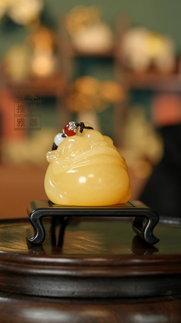 玉《三足金蟾》摆件