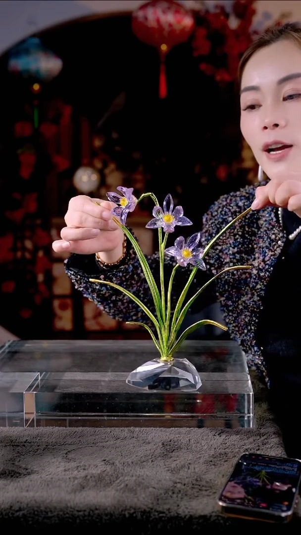 人造水晶老板娘兰花水晶摆件