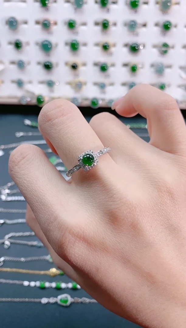 【闪购商品】翡翠戒指银S925镶嵌天然翡翠