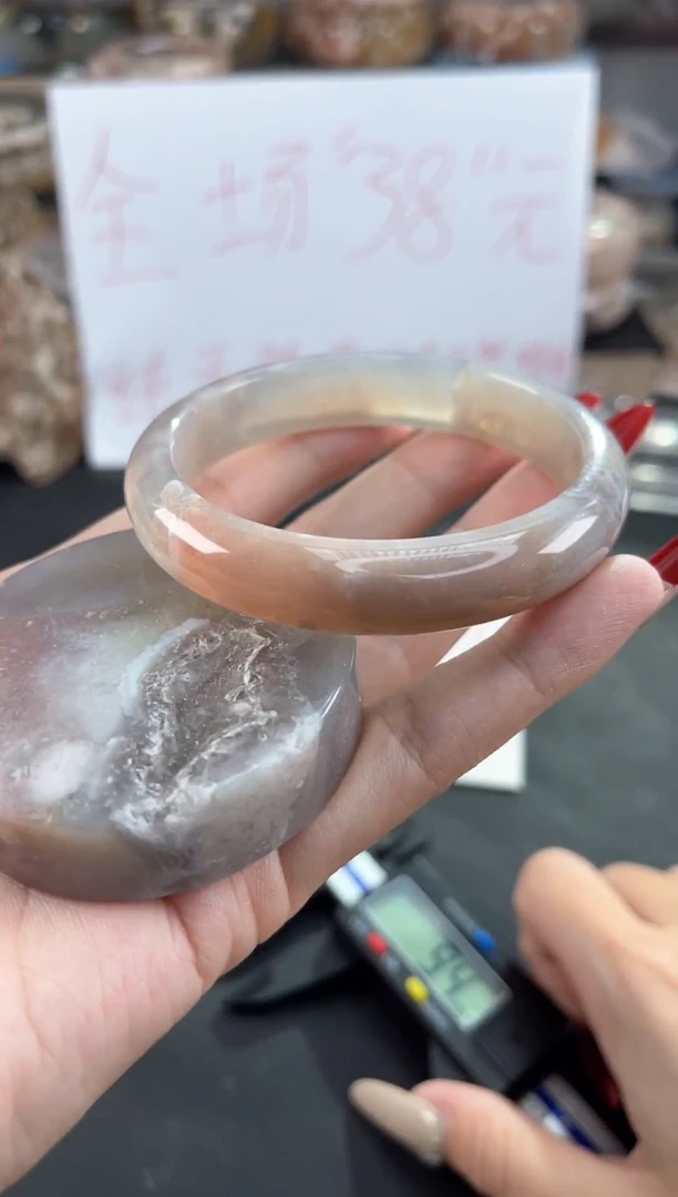 未镶嵌手镯石英质玉56（赠品镯心 默认有天然特征）