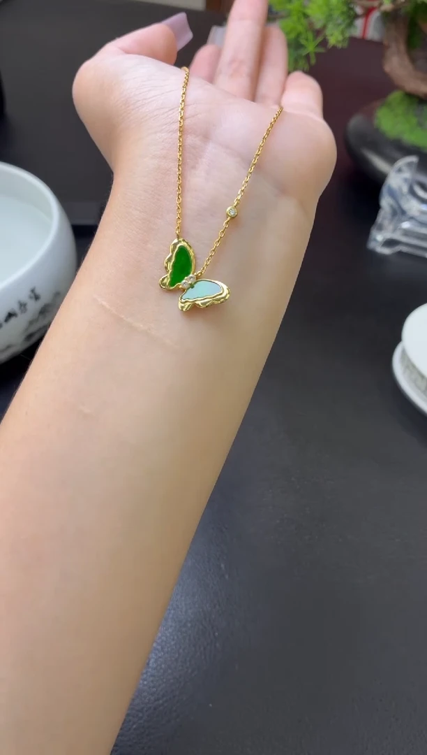 项链银S925镶嵌翡翠吊坠