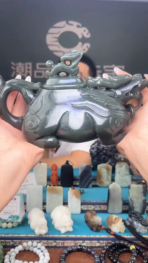 未镶嵌和田玉挂件嘻**哈1