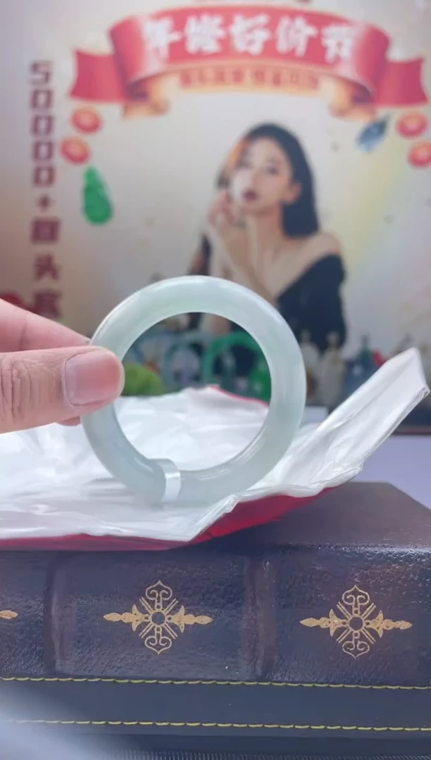 【闪购商品】翡翠手镯未镶嵌手镯19