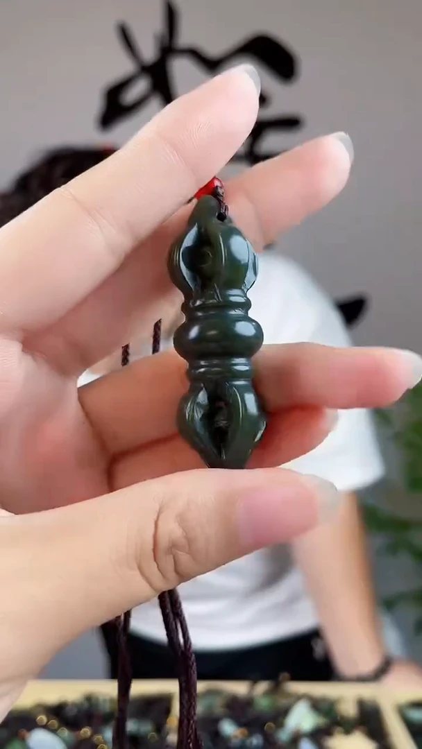 和田玉未镶嵌挂件多样性发货，拍一发一