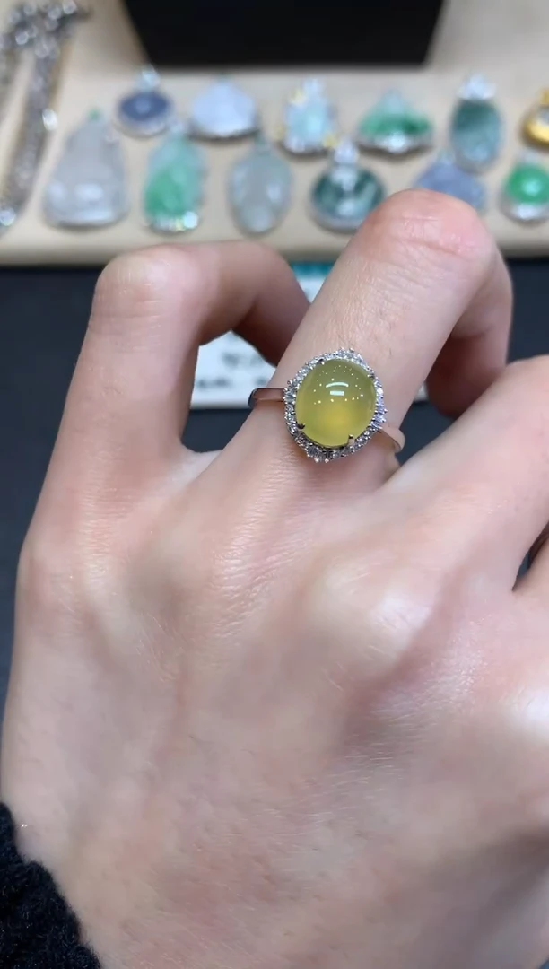 【闪购商品】翡翠戒指18K金镶嵌蛋面【无服务费】