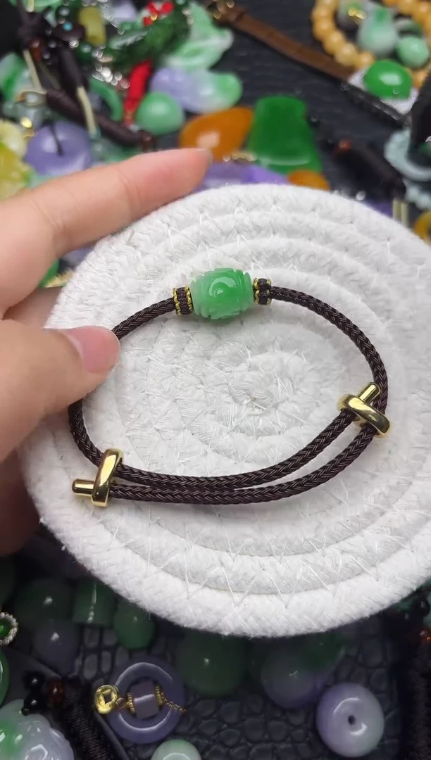 颈饰未镶嵌翡翠缅甸翡翠吊坠