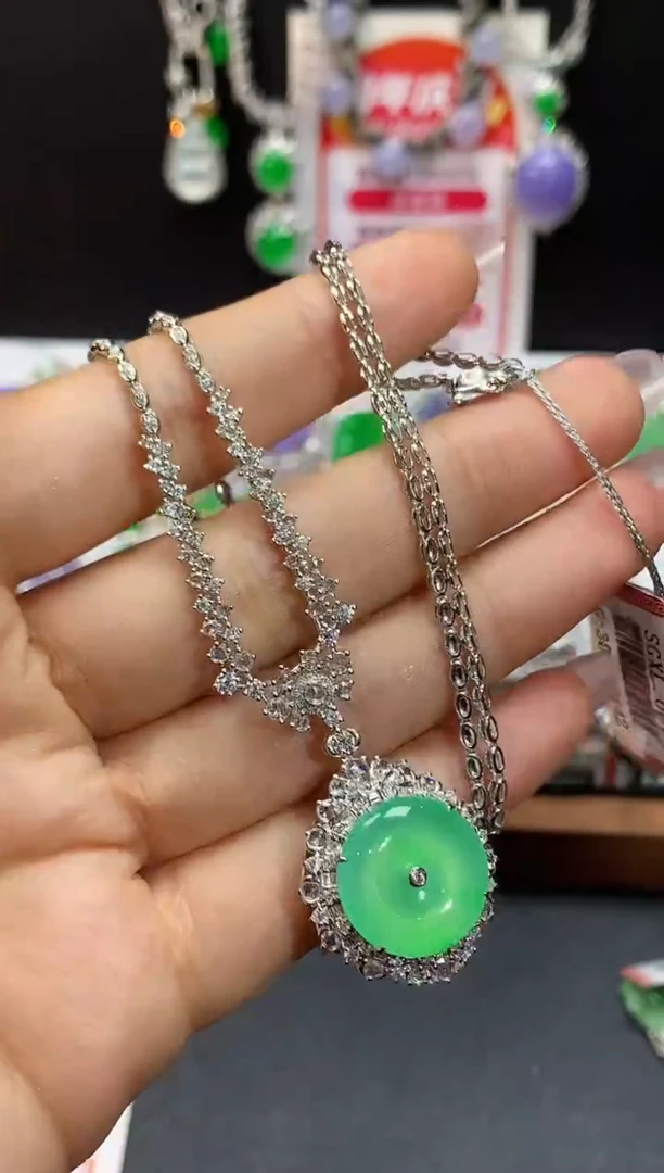 套链18K金镶嵌翡翠不****字多样性发其一