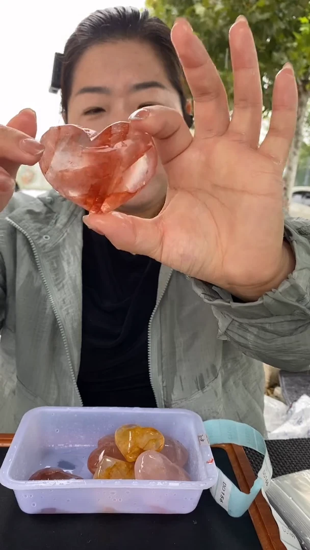 未镶嵌珠宝半成品水晶胶花爱心D156