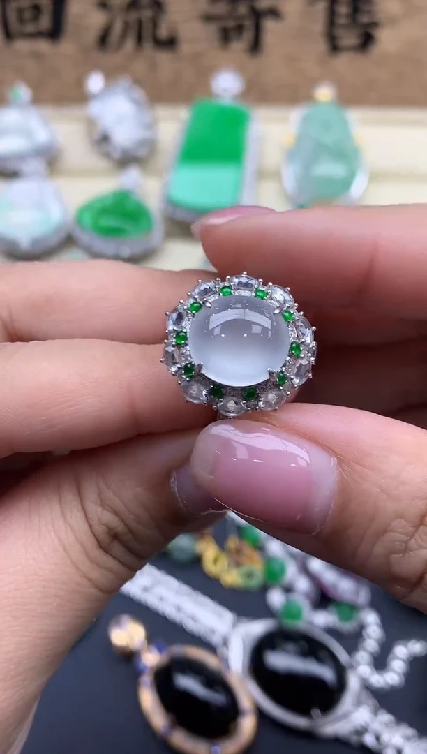 【闪购商品】翡翠戒指18K金镶嵌679-中国好珍宝