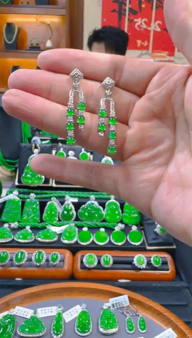 翡翠未镶嵌耳饰天然a货翡翠