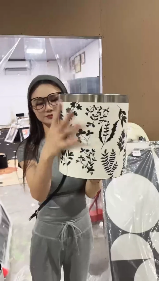 竖款仓库清货  默认瑕疵