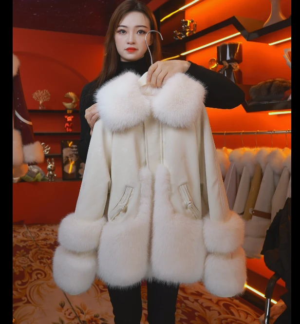 冬季新款轻奢时尚保暖【9180】重工皮毛一体保暖加绒气质女士外套