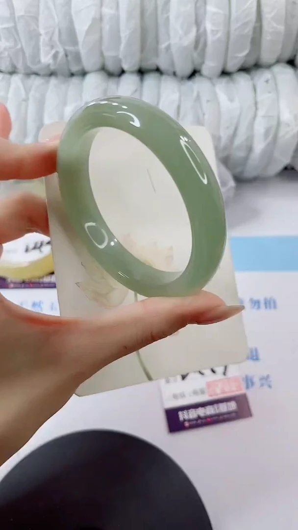 未镶嵌手镯石英质玉多样性发货L493