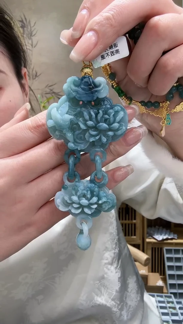 【闪购商品】翡翠颈饰未镶嵌吊坠