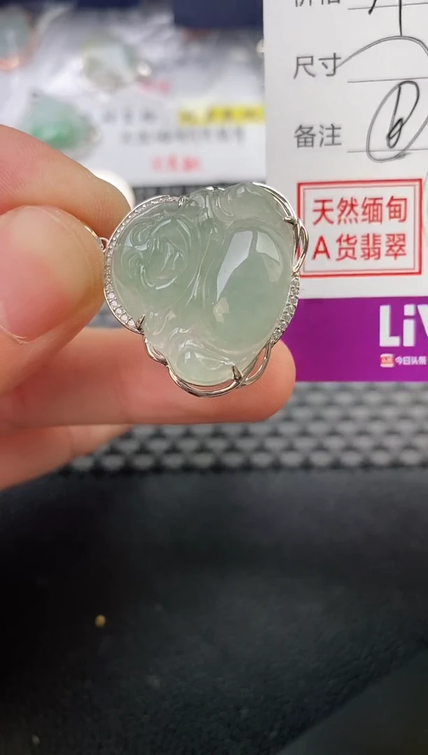 翡翠银S925镶嵌颈饰违***春吊坠