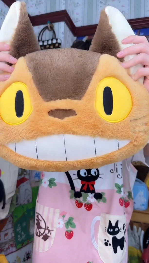 聚酯纤维猫巴士抱枕可爱