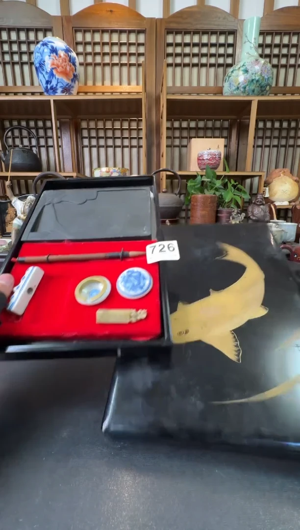 摆件  注意：回流商品，默认有瑕，不退不换。