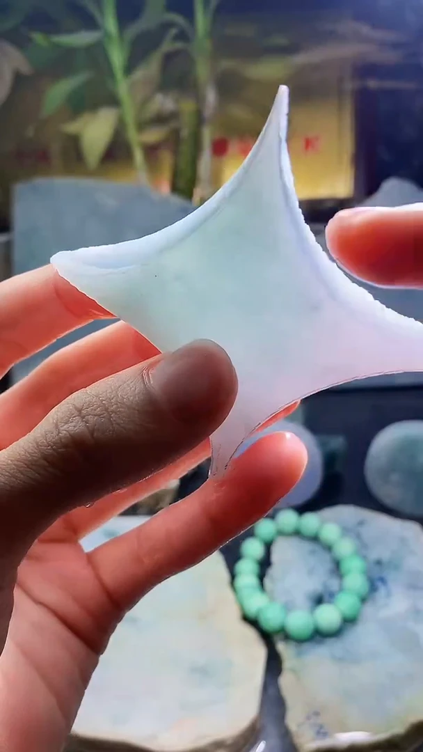 颈饰未镶嵌翡翠小雨248