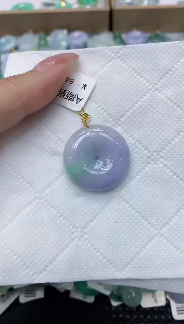 翡翠18K金镶嵌颈饰111111111