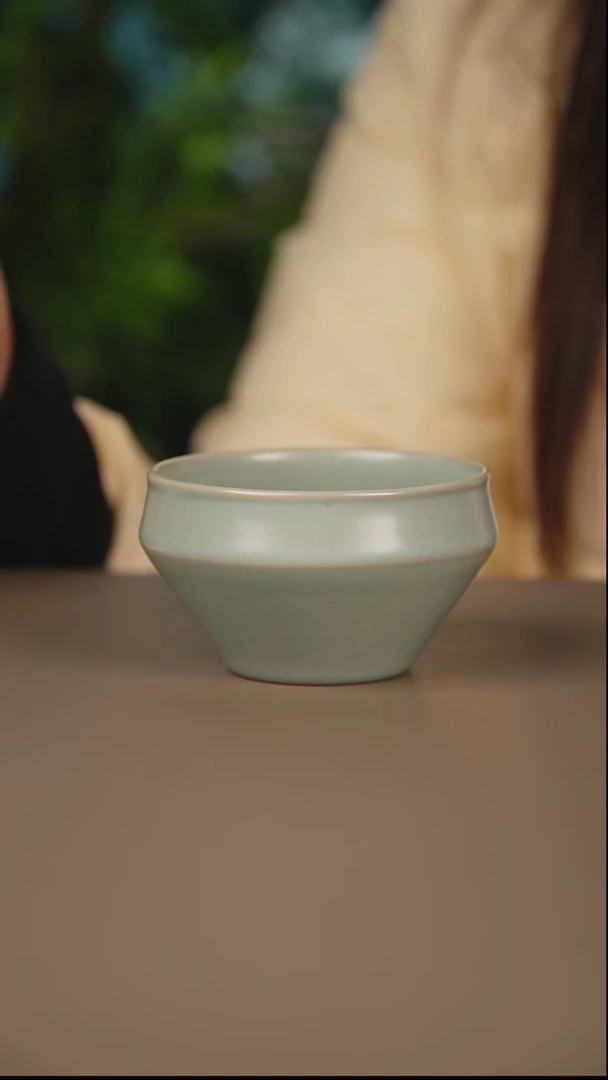 仿古折肩杯微暇1