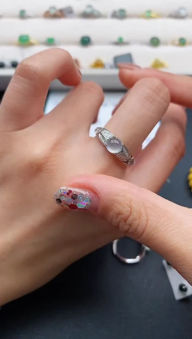 银S925镶嵌戒指翡翠66666666+1