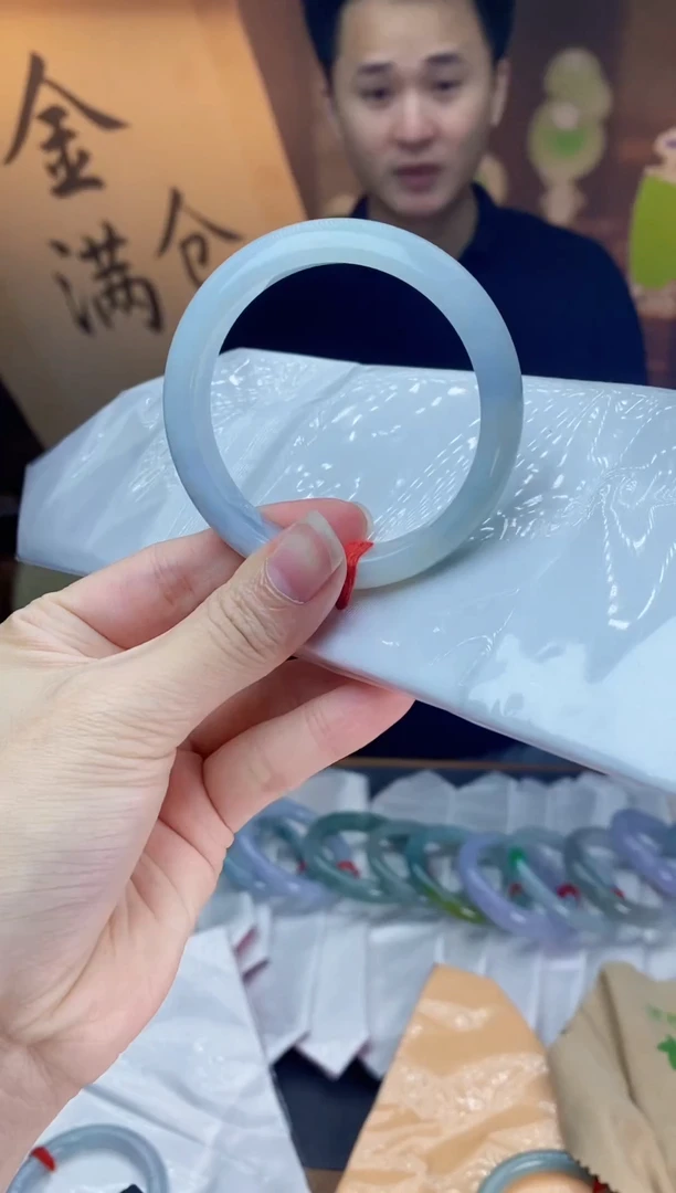 未镶嵌手镯翡翠天然缅甸A货翡翠手镯
