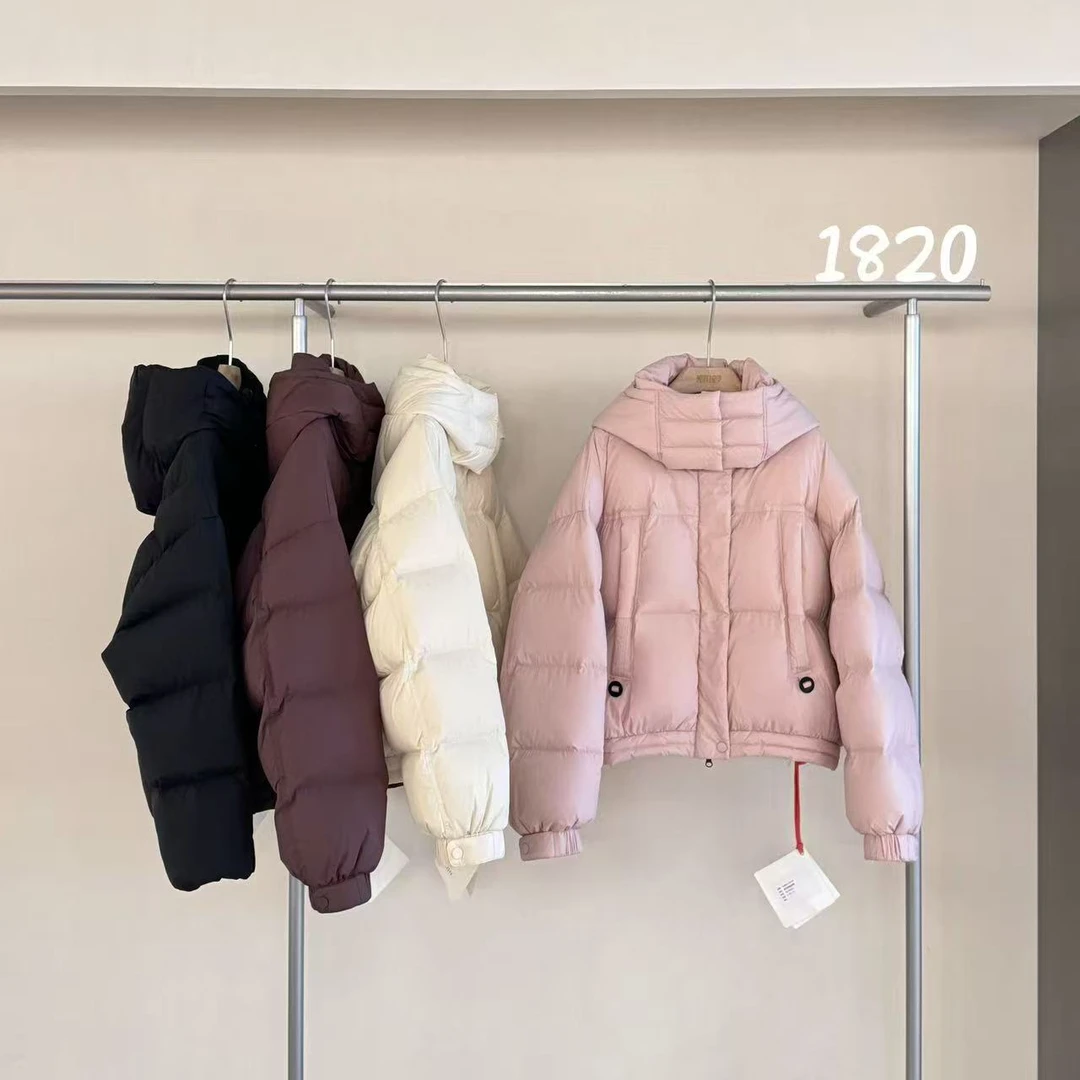 【锦衣服饰】葆伊1820连帽短款羽绒服