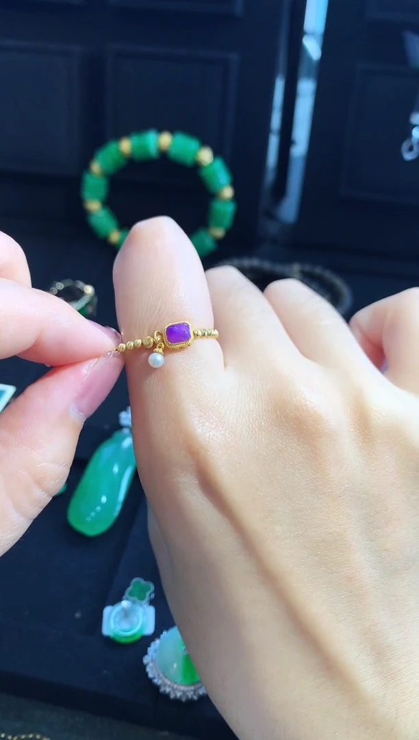 【闪购商品】苏纪石（舒俱来）手饰18K金镶嵌手饰