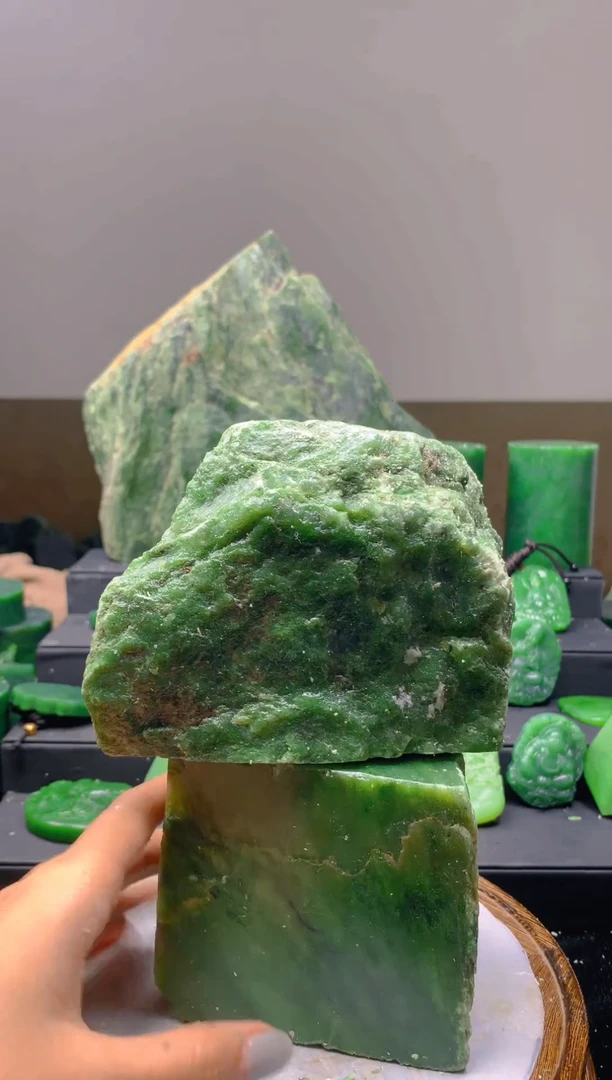 未镶嵌和田玉珠宝半成品1