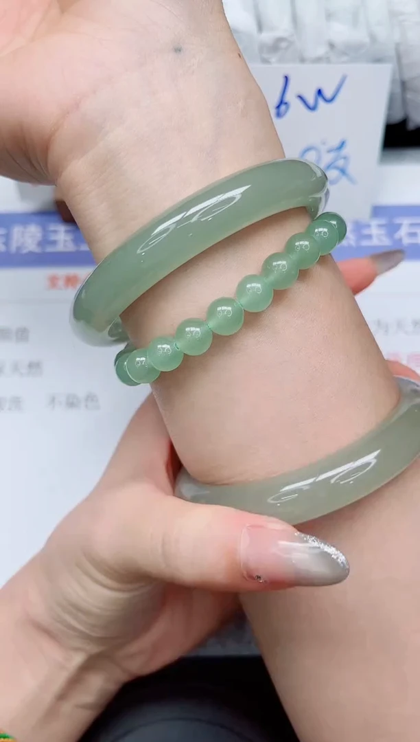未镶嵌手镯石英质玉233-63