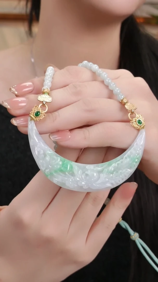 颈饰未镶嵌翡翠国风