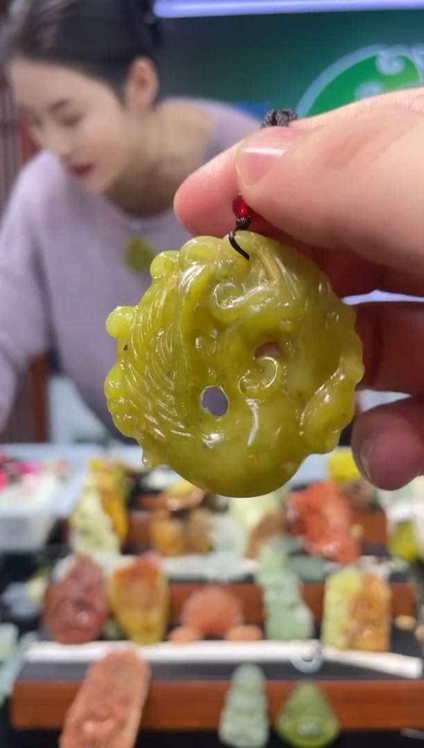【闪购商品】岫玉吊坠未镶嵌·