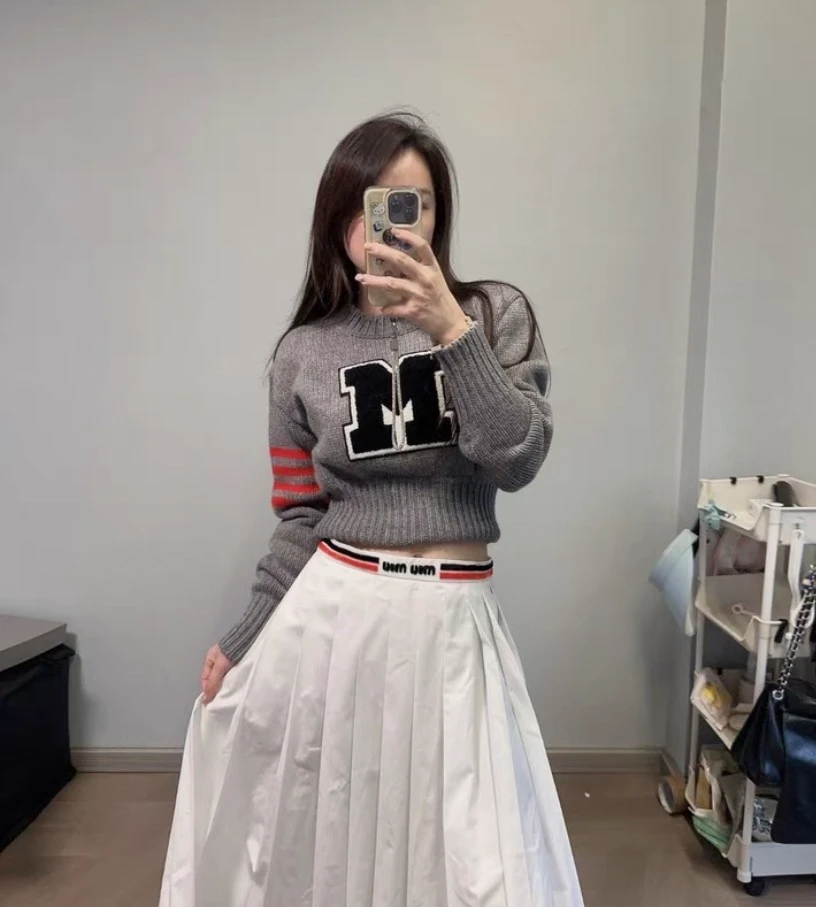 99新 MIU MIU/缪缪 DW0736  灰色字母植绒圆领收腰毛衣 36 XS码