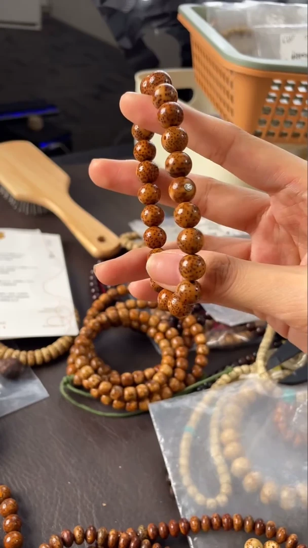 星月菩提手串小*七精工级浅珀正圆10手串