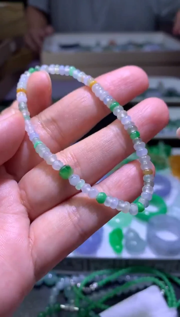 未镶嵌定制翡翠毛货