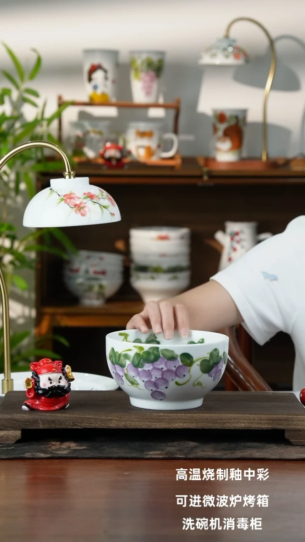 景德镇手绘釉中彩（食品级）小罗汉碗
